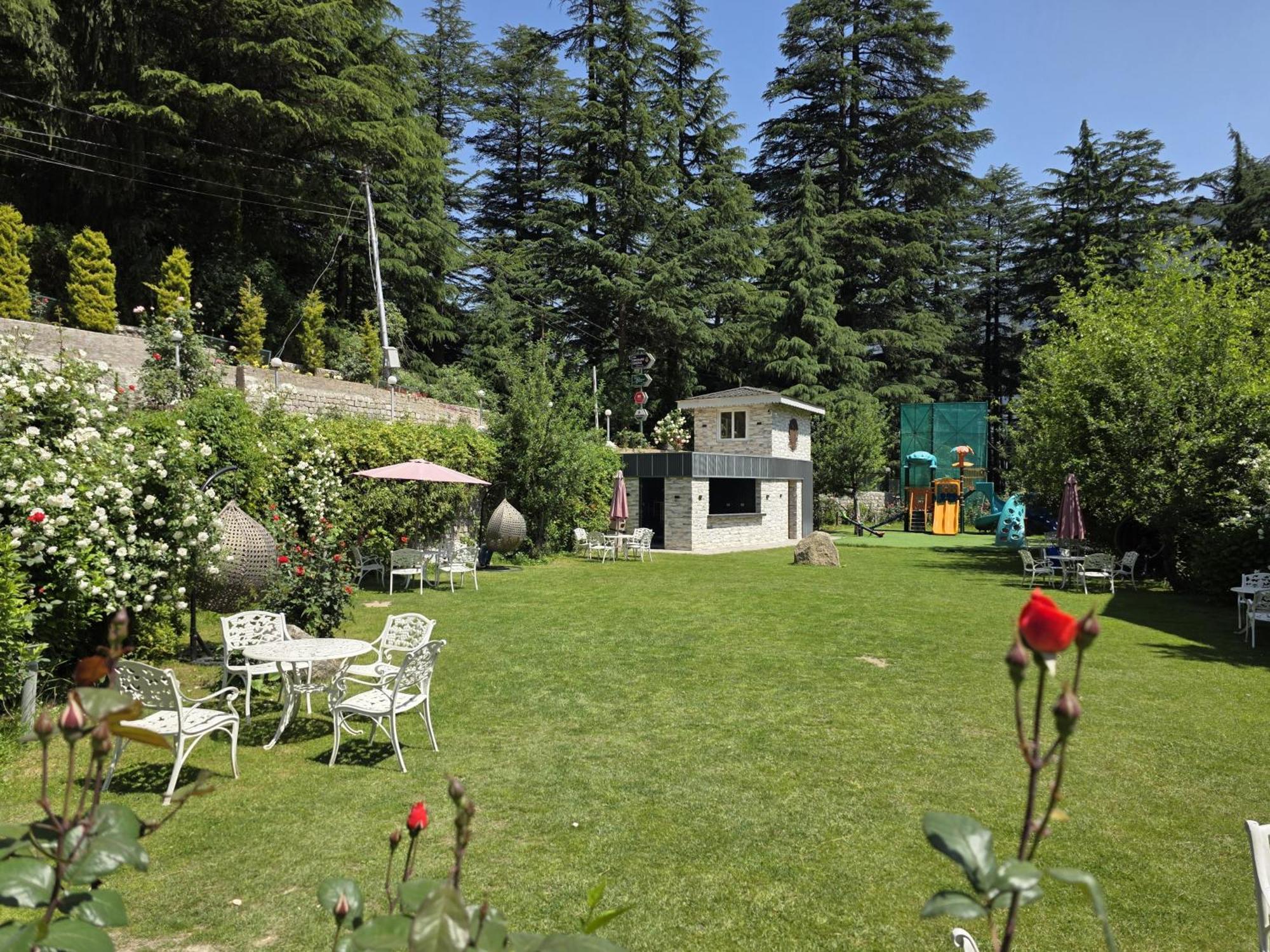 The Orchard Greens Manāli Exterior foto